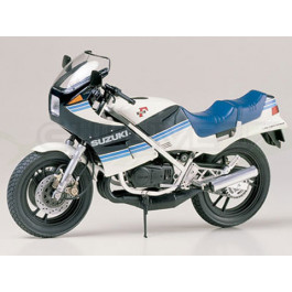 Maquette de moto Suzuki RG 250 Gamma
