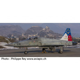 Maquette de F-5E Suisse 65 Ans Base de Sion 1/72